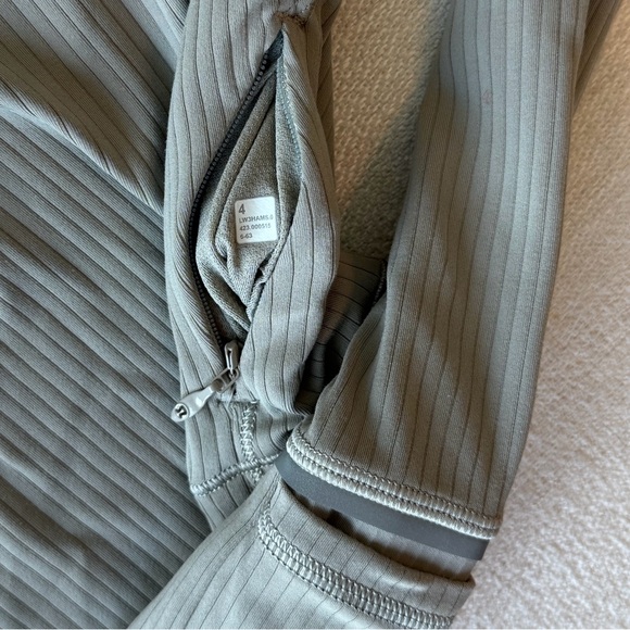 Lululemon Cropped Half Zip Ribbed Jacket - Picture 2 of 3